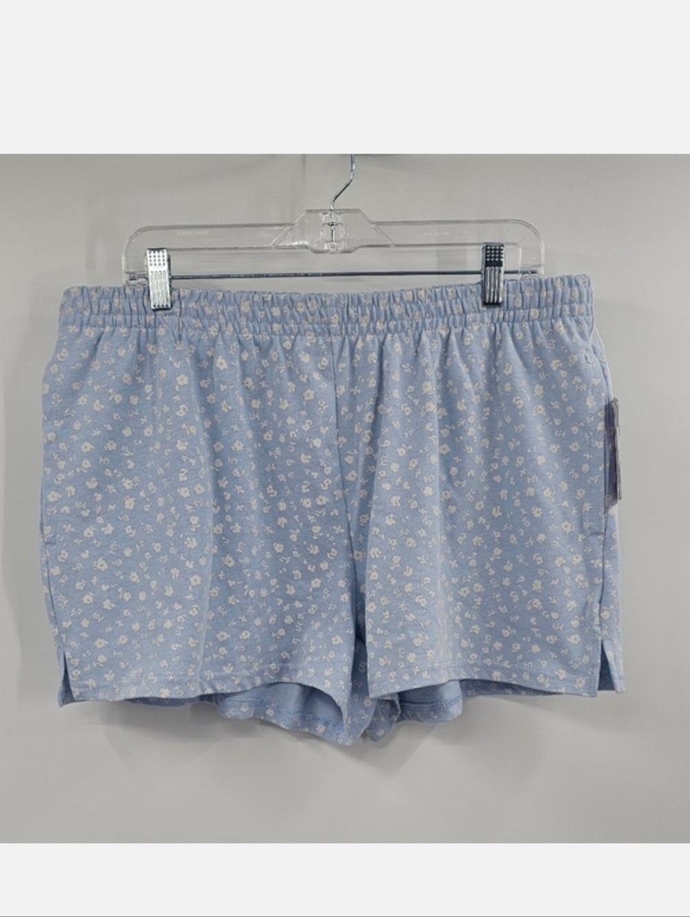 Shorts Blue Floral NWT Size XL